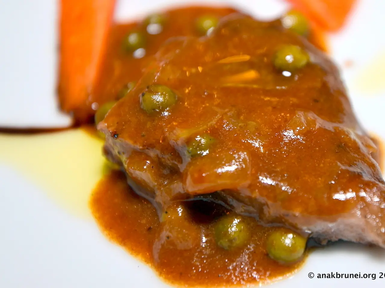 Food-Snatching Cats Eliminated? Featuring the Microchip Feeder I Tested, Now Offered at a Discount...