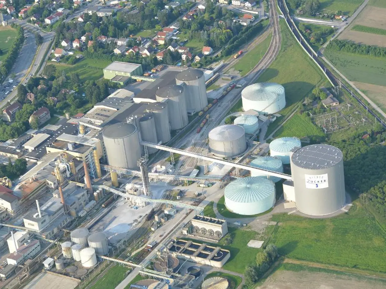 Renovation work on Novosibirsk Street in Tomsk is at half completion