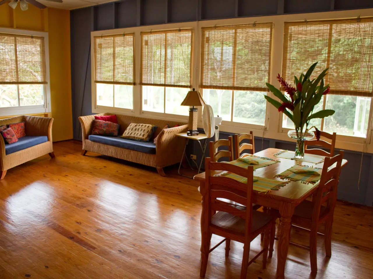 Transforming Spaces: Merging Indoor and Outdoor Living Spaces