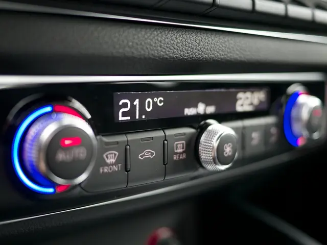 LED Light Lifespan Reach: Knowing When to Switch Your LED Light Bulbs