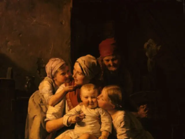 Houseowner Sets Up Home Surveillance: Video Footage Provokes Widespread Laughter