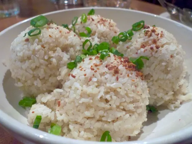 Sensory Bin Infused with Lemon Fragrance for a Vibrant Summer Experience