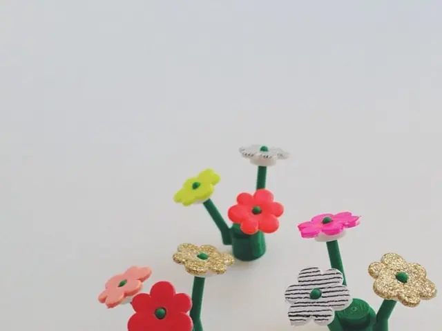 Identifying Genuine vs. Artificial Blooms: 8 Straightforward Strategies