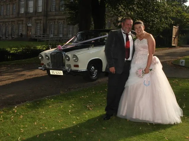 Experience Ease and Lavishness on Your Big Day: The Advantages of Renting a Limo for Your Nuptials!