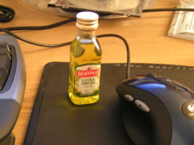 Vibrant, Mobile Turntables Embrace the Future-Trend - Starting at an Affordable £99