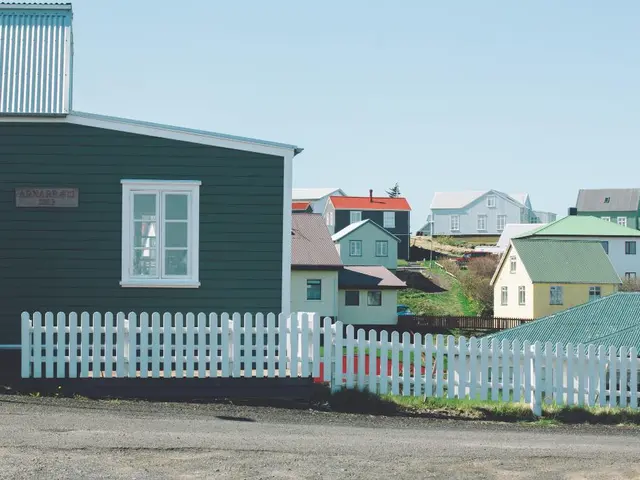 In the Turksib district of Almaty, a spacious dwelling has been erected specifically for a sizable...