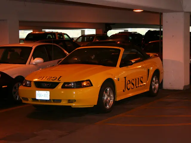 Construction in Victory Square angers actor's kin