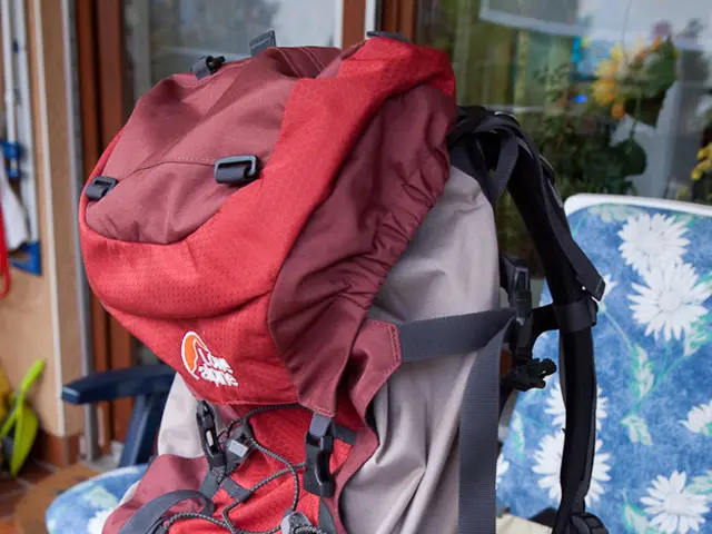 Compact, cozy, and smart: the Helinox Chair Zero is set to revolutionize your backpacking...