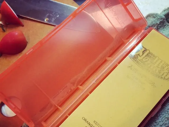 Redefining everyday precision with the AION Gents' EDC Knife: A game changer in pocket tools.